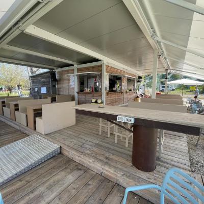 Beach Bar 35